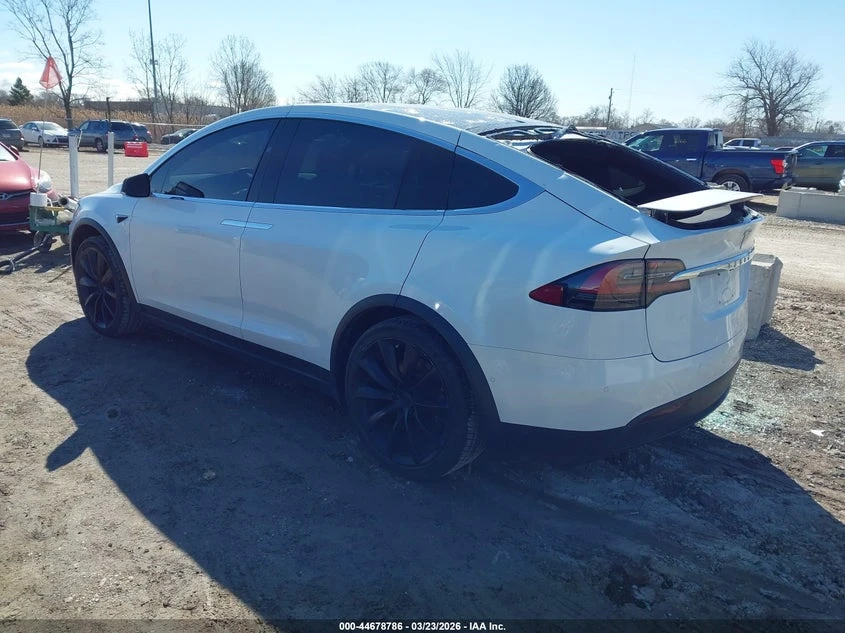 Tesla Model X Long Range Dual Motor All-Wheel Drive/Long Range P, снимка 3 - Автомобили и джипове - 55145838