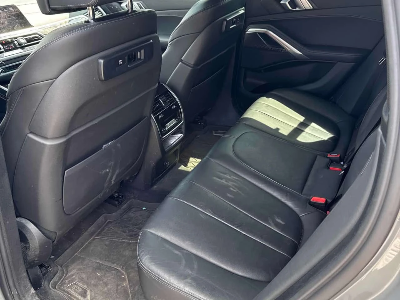 BMW X6 xDrive40i | LASER | 360 | ПАНОРАМА, снимка 14 - Автомобили и джипове - 55400985