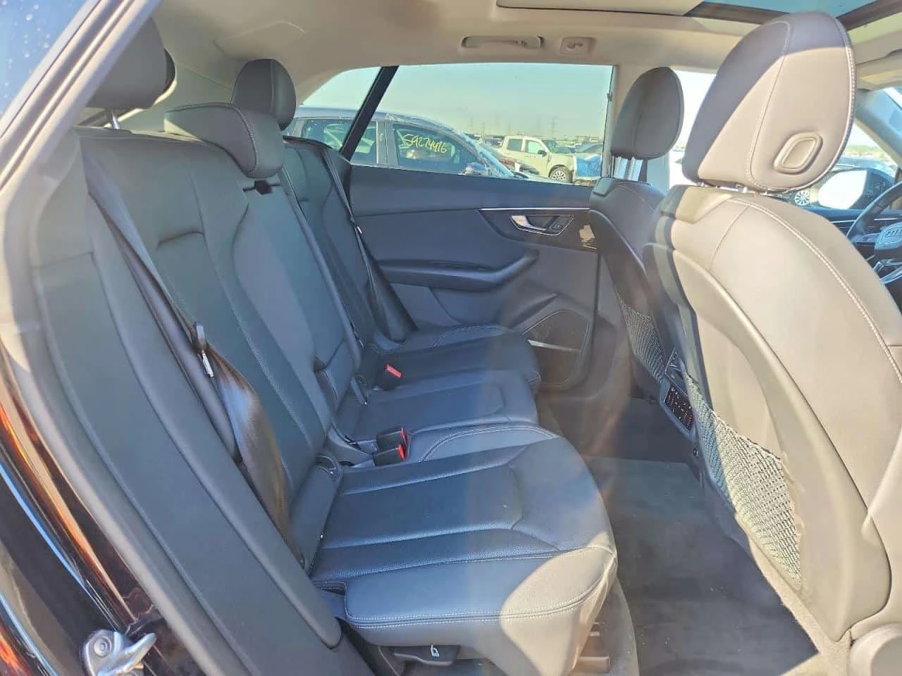 Audi Q8 S-Line quattro Premium Plus * CARFAX * ���������� | Mobile.bg � ����������� 10