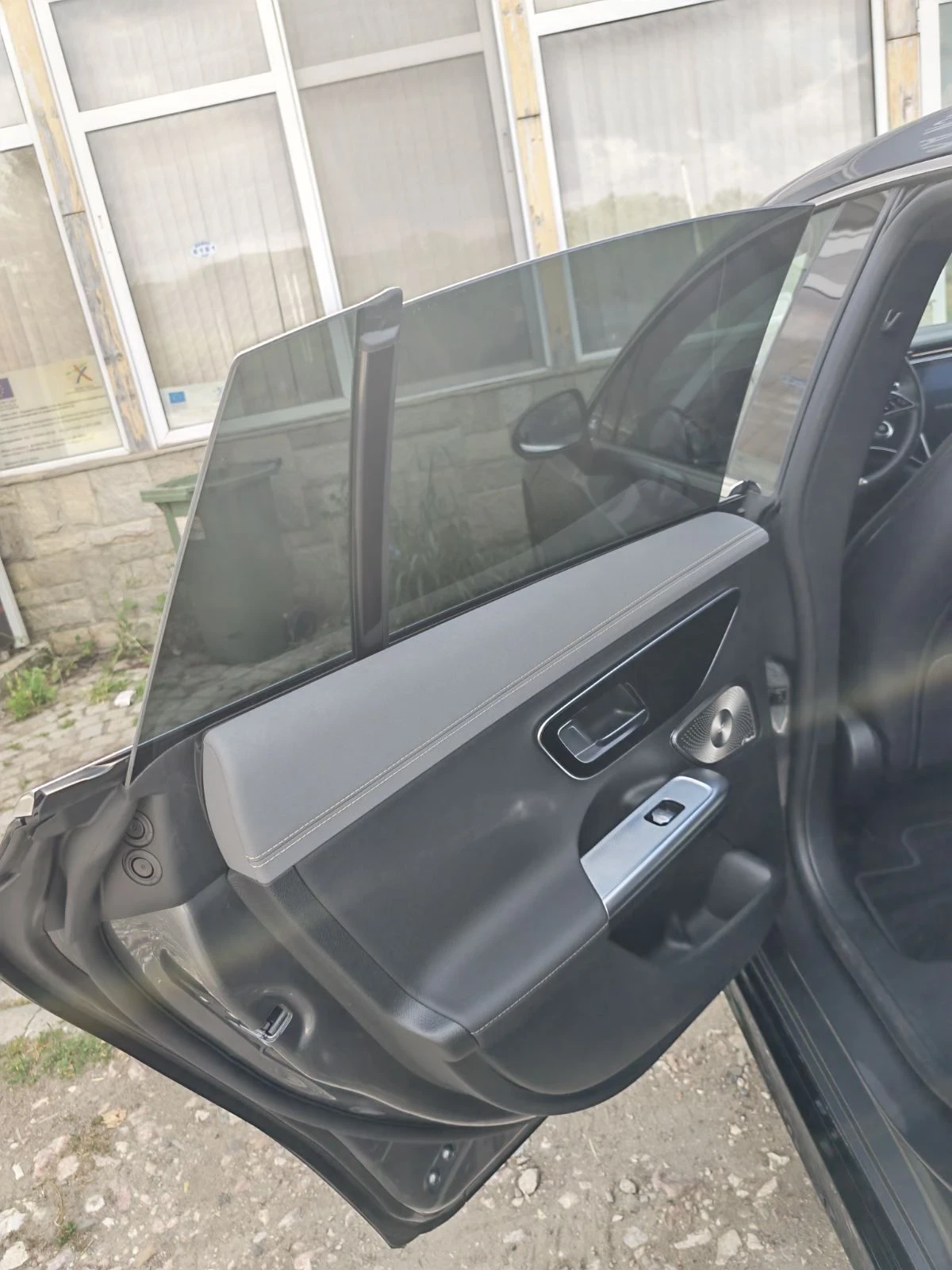 Mercedes-Benz EQE, снимка 7 - Автомобили и джипове - 56656045
