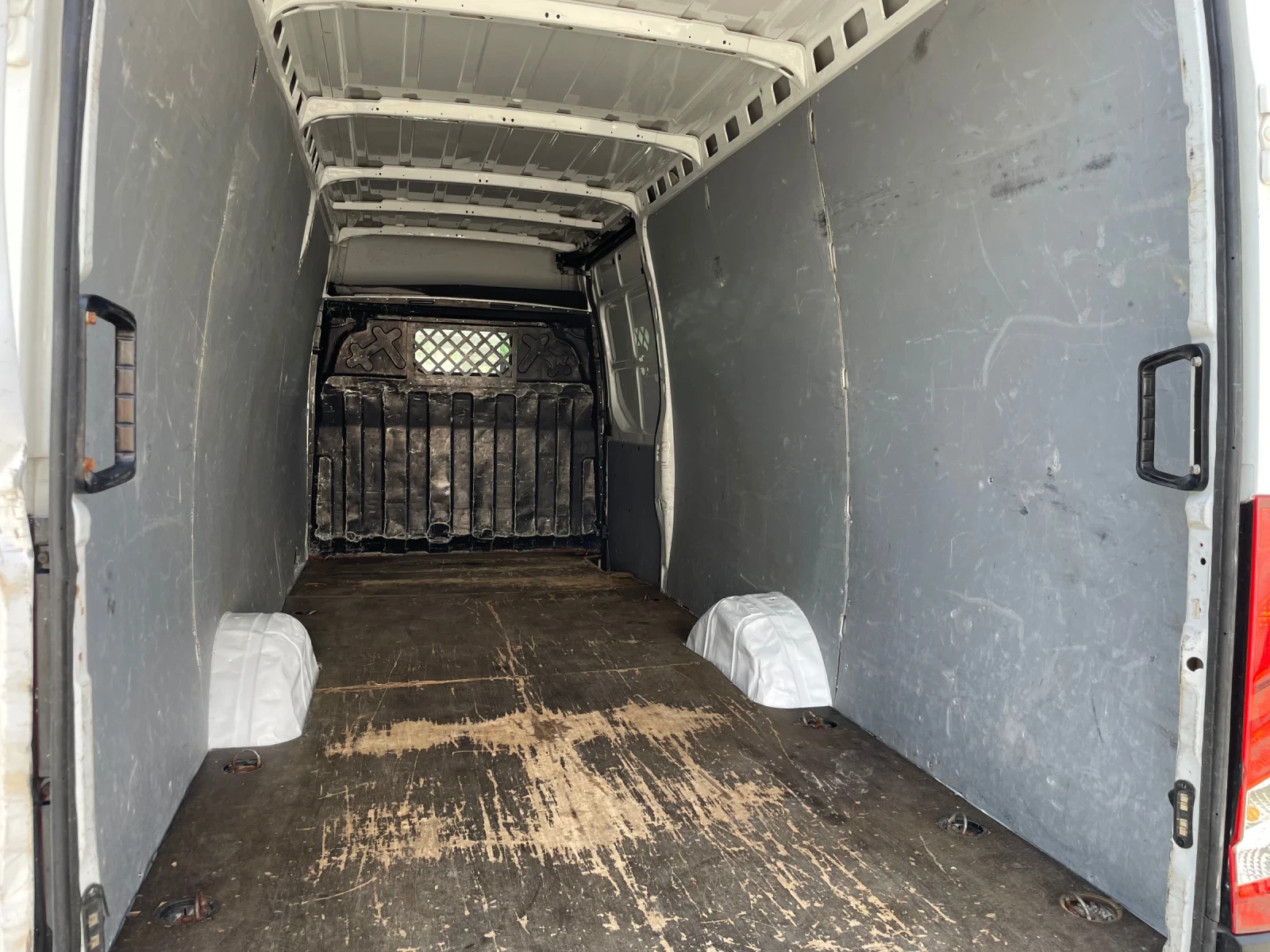 Iveco Daily 35S17 3.0 170k.c. Euro5 XXL - изображение 8
