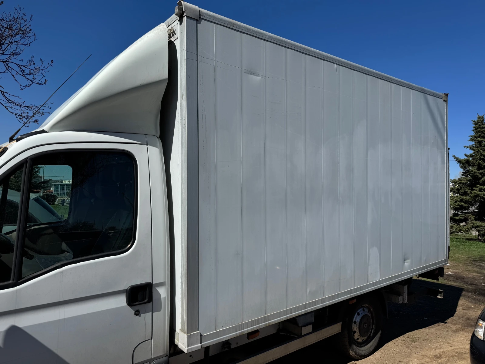 Renault Master Борд 115.кс 2.8 нови гуми топ състояние - изображение 8