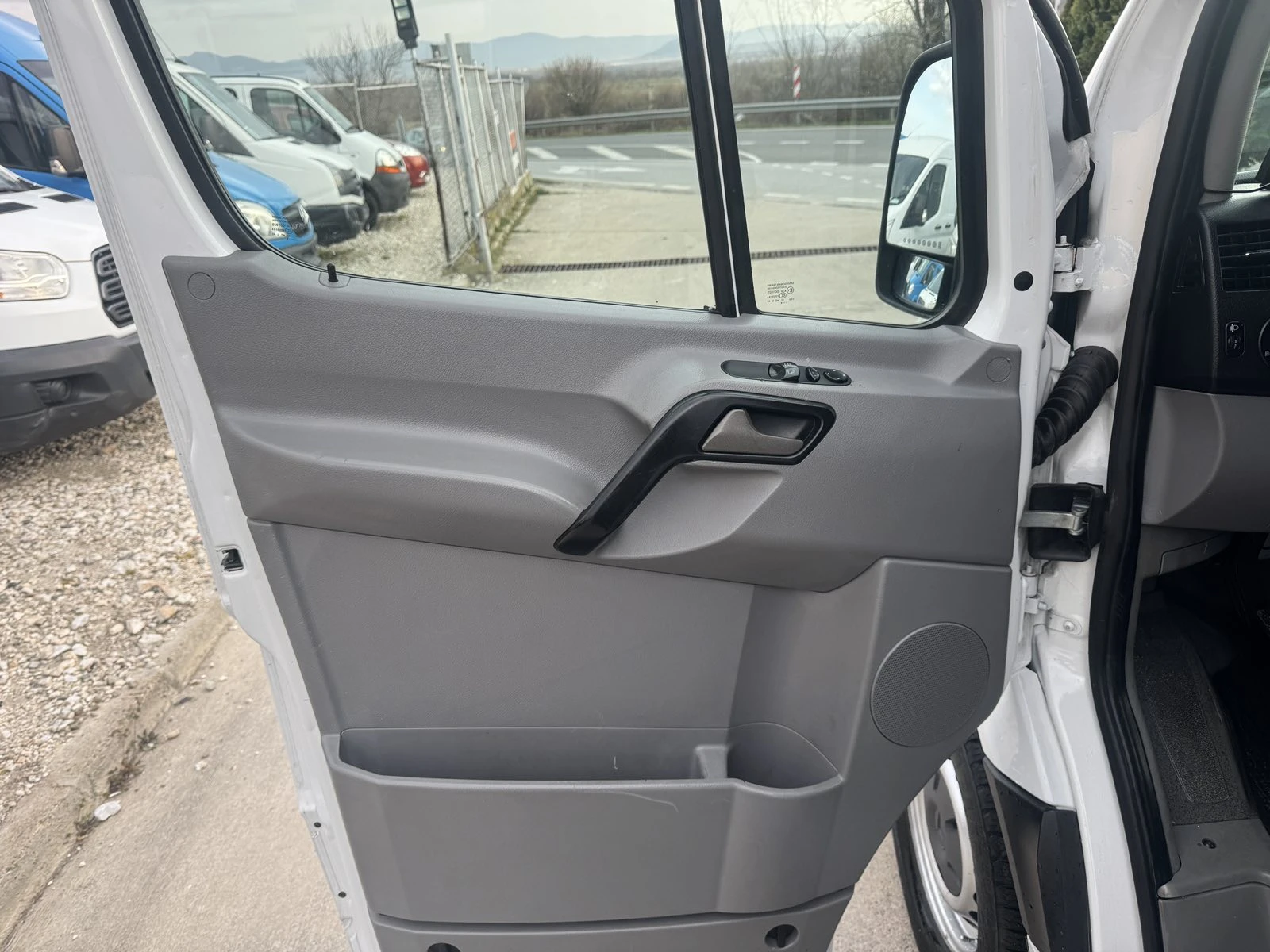 Mercedes-Benz Sprinter 313, MAXI, KLIMA, снимка 11 - Бусове и автобуси - 53877719