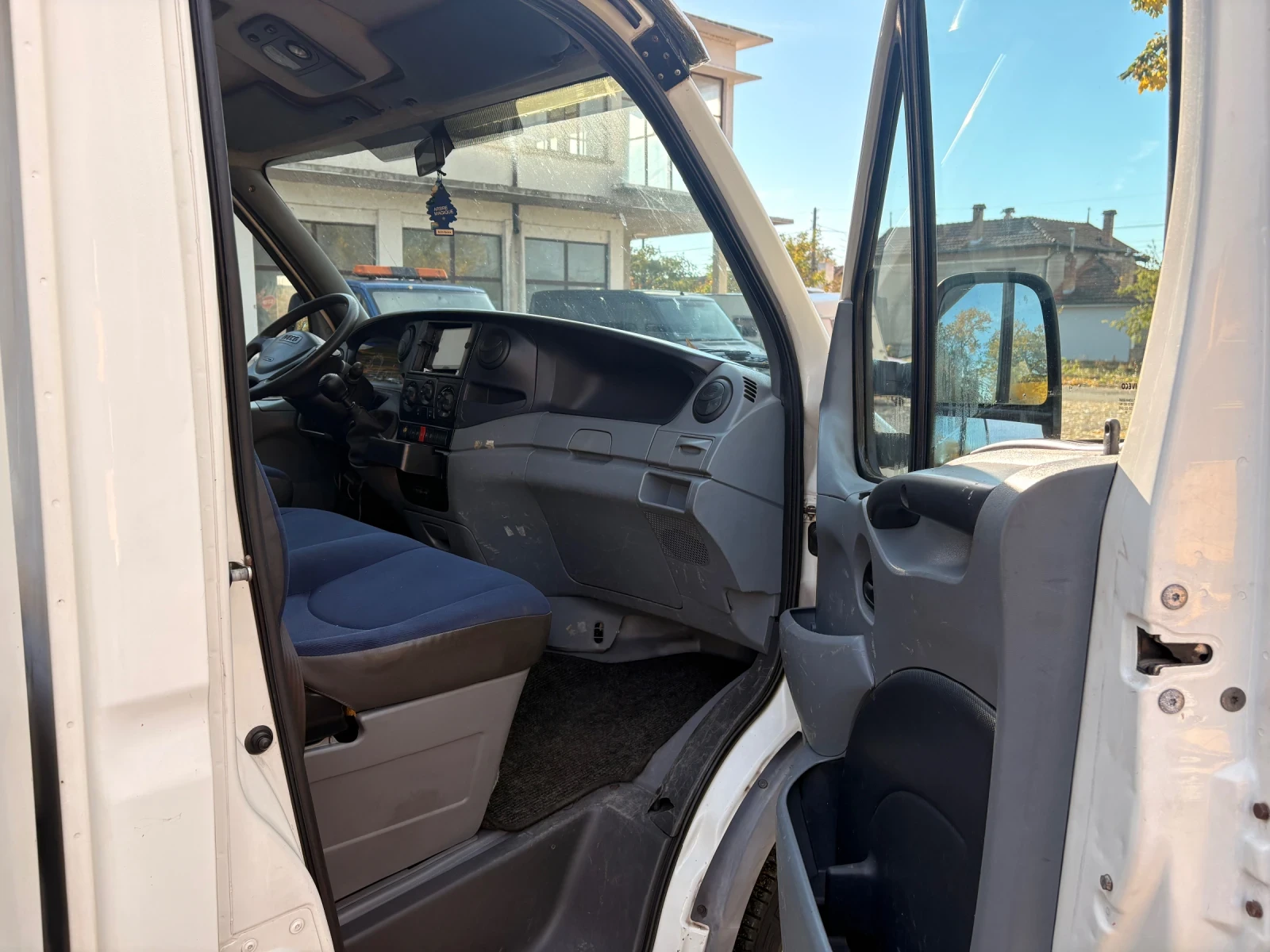 Iveco Daily 40C18, снимка 11 - Бусове и автобуси - 56520615