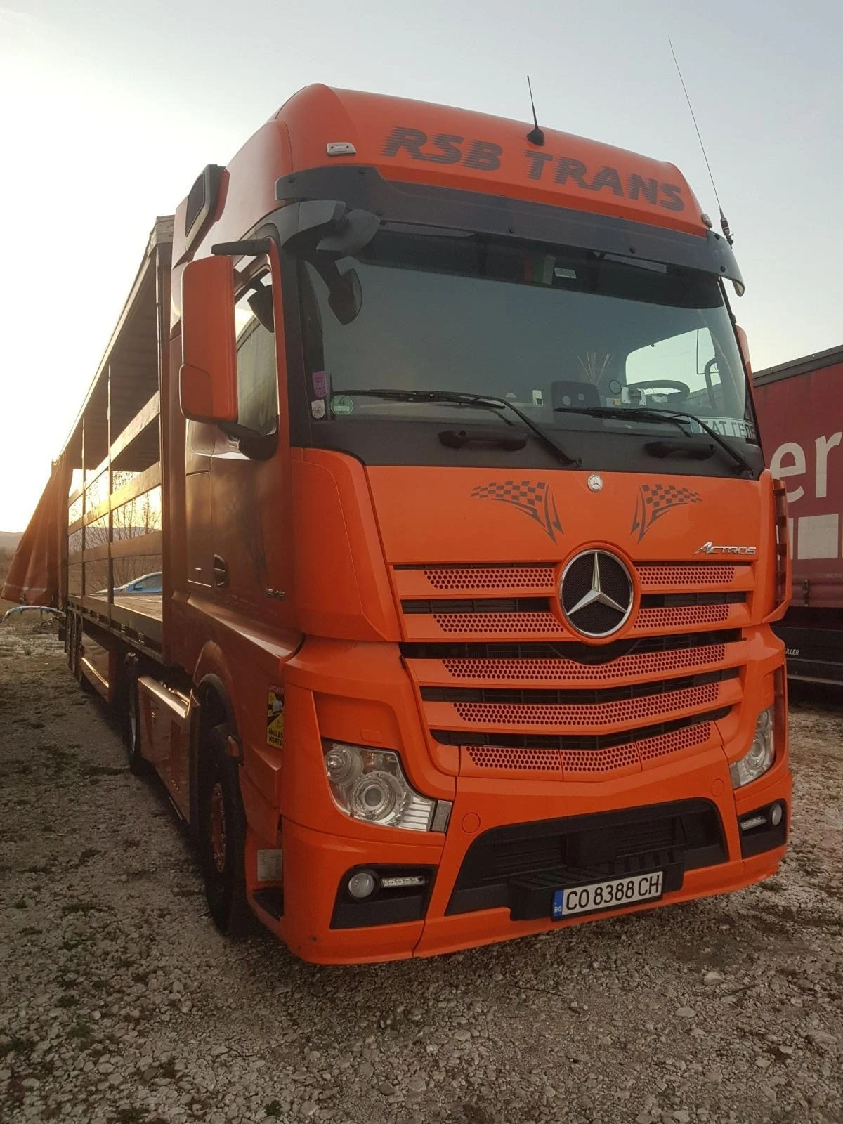 Mercedes-Benz Actros  - изображение 3