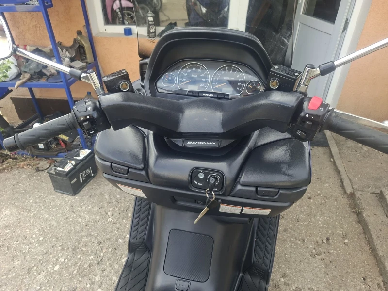 Suzuki Burgman 400ie 2006год. Много запазен. , снимка 7 - Мотоциклети и мототехника - 51848873