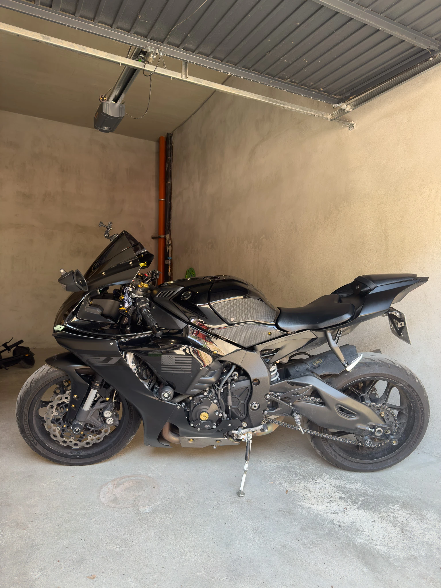 Yamaha YZF-R1  - изображение 9