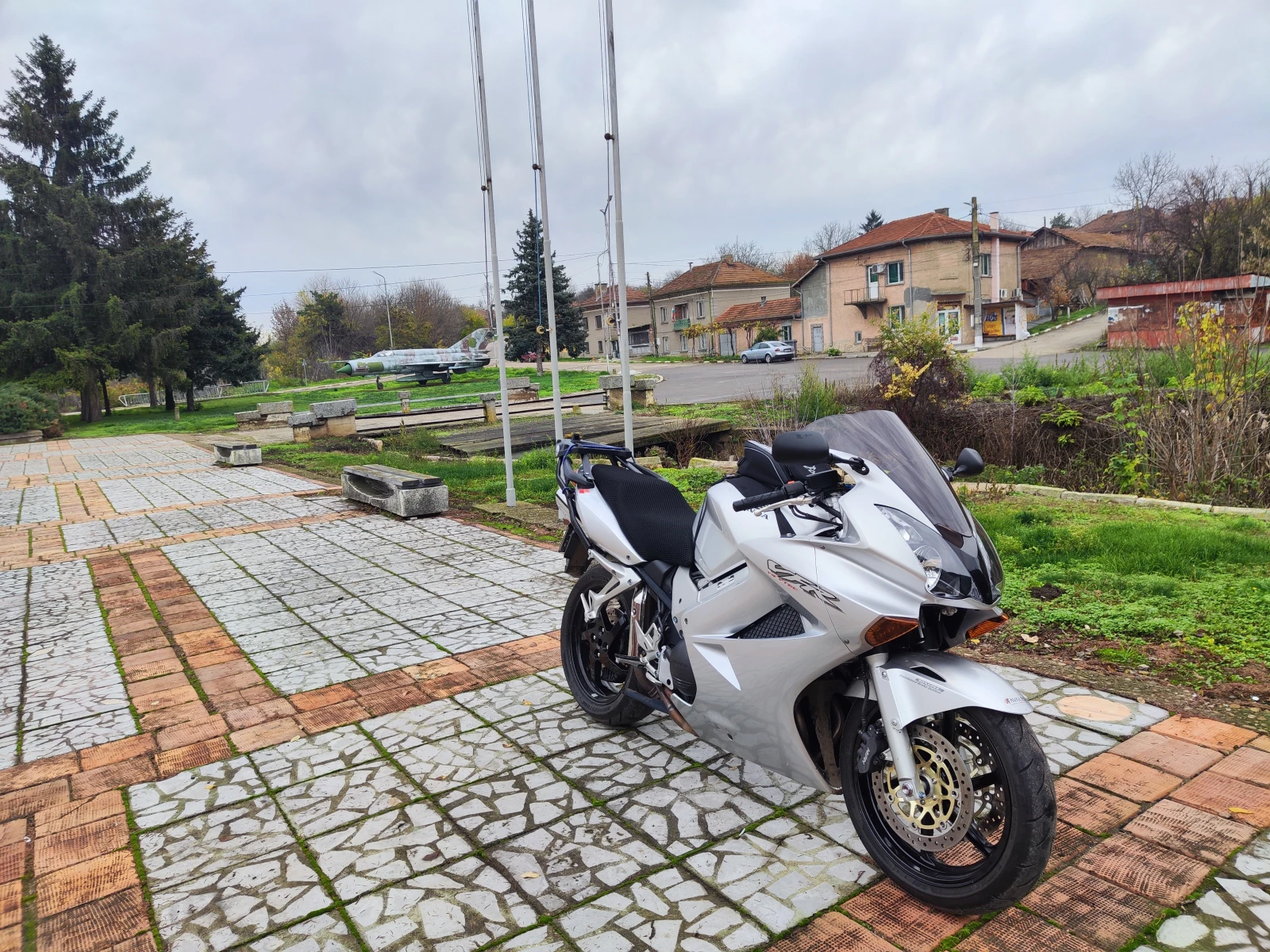 Honda Vfr 800, снимка 3 - Мотоциклети и мототехника - 54131747