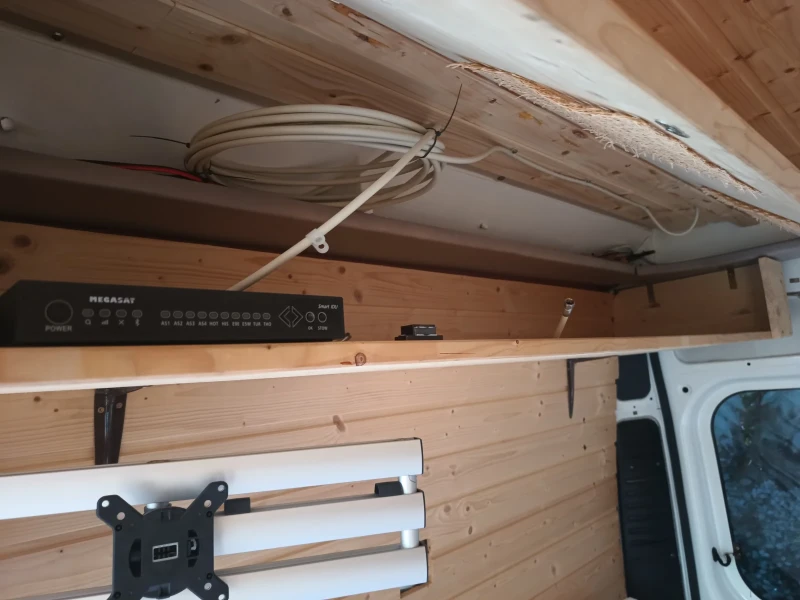 Кемпер Peugeot Citroen Jumper, снимка 8 - Каравани и кемпери - 51839921