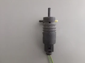 Помпа чистачки Фолксваген Бора (5)