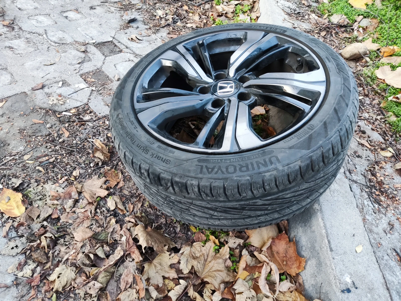���� � ������ 225/45R17 �� Honda Civic | Mobile.bg � ����������� 2