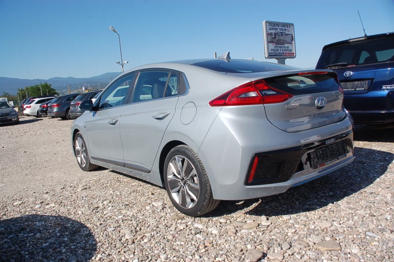 Hyundai Ioniq 1.6 HYBRID(КАТО НОВА), снимка 7 - Автомобили и джипове - 37422030