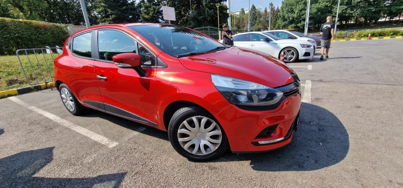 Renault Clio 0.9TCe, снимка 2 - Автомобили и джипове - 47233790