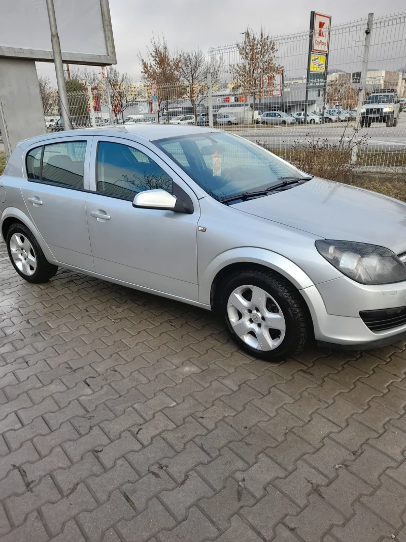 Opel Astra, снимка 2 - Автомобили и джипове - 48627690