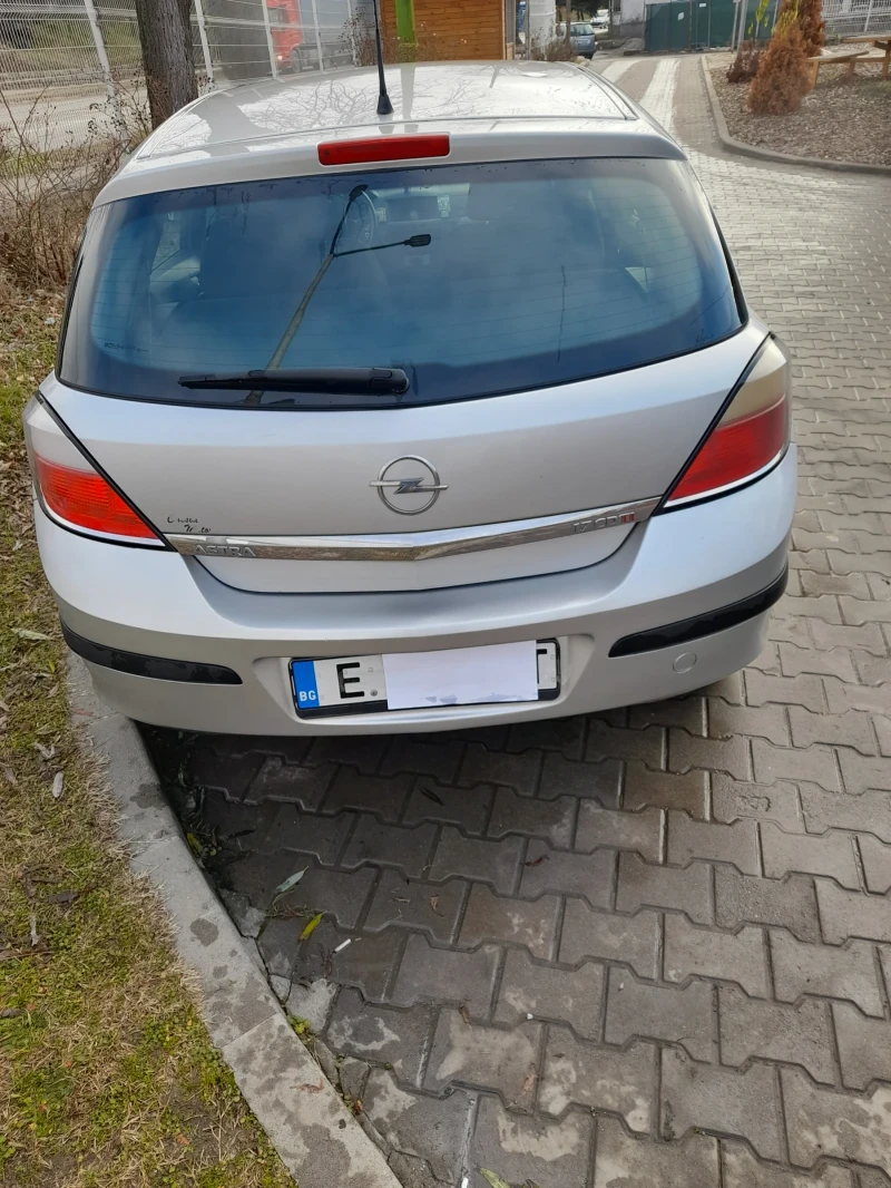 Opel Astra, снимка 3 - Автомобили и джипове - 48627690