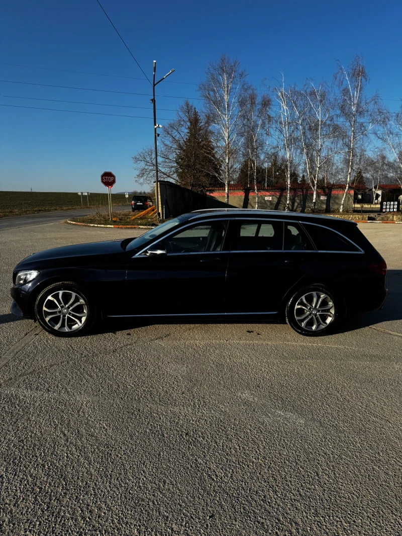 Mercedes-Benz C 220 LED* Recaro* подгрев* Ел.теглич* AMG* Самопаркиран, снимка 5 - Автомобили и джипове - 49021951