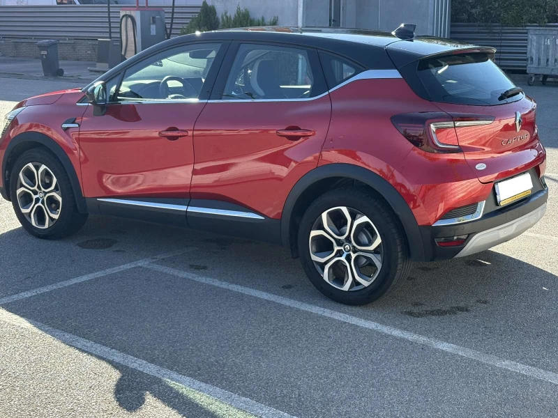 Renault Captur Mild Hybrid 140, снимка 8 - Автомобили и джипове - 52394032
