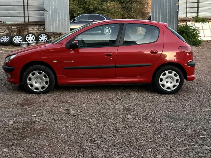 Peugeot 206 Facelift , снимка 4 - Автомобили и джипове - 52483327