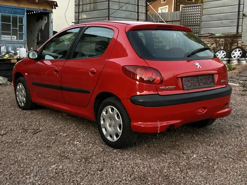 Peugeot 206 Facelift , снимка 5 - Автомобили и джипове - 52483327