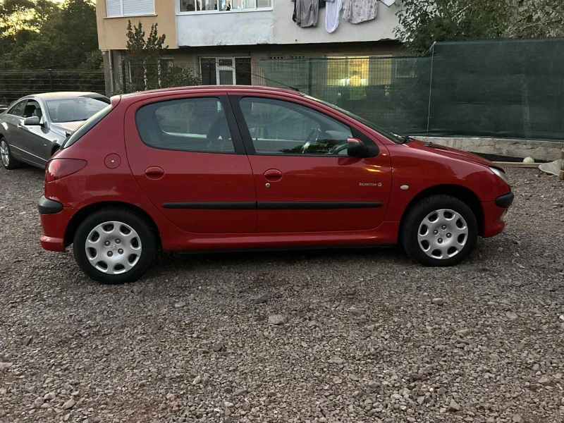 Peugeot 206 Facelift , снимка 8 - Автомобили и джипове - 52483327