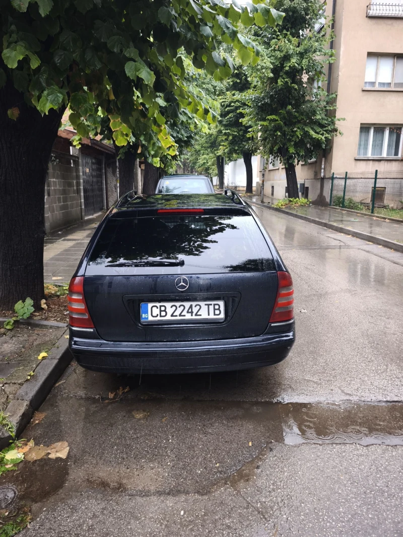 Mercedes-Benz C 220 Avantgarde, снимка 6 - Автомобили и джипове - 51992447