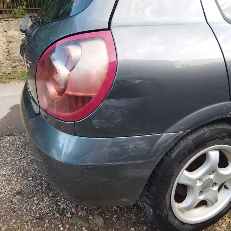 Nissan Almera 1500, снимка 3 - Автомобили и джипове - 52616129