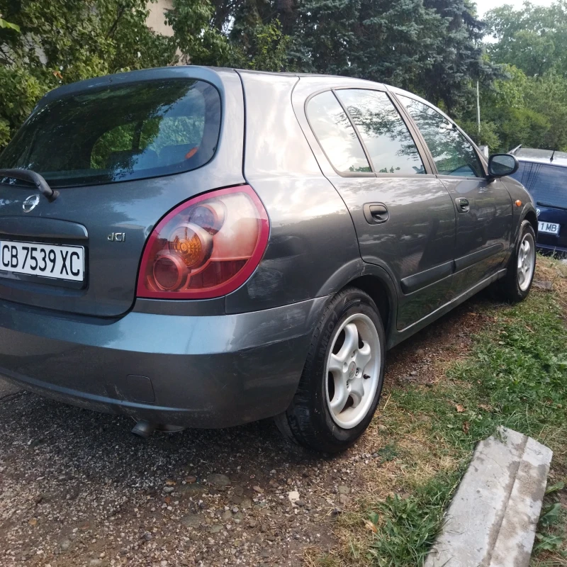 Nissan Almera 1500, снимка 2 - Автомобили и джипове - 52616129
