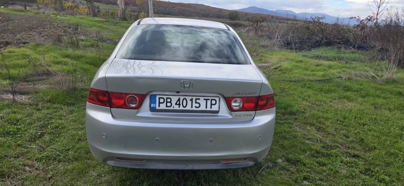 Honda Accord 2.2  I-CTD, снимка 6 - Автомобили и джипове - 52481625