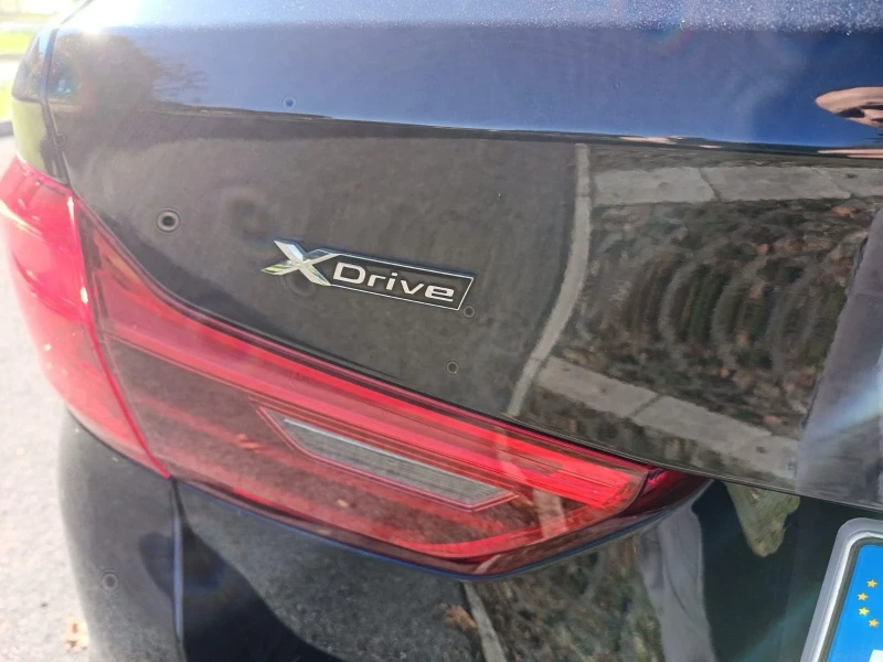 BMW 530 3.0d* xDRIVE* M-SPORT* PANO* CAM* DISTR* LED* , снимка 6 - Автомобили и джипове - 52664796