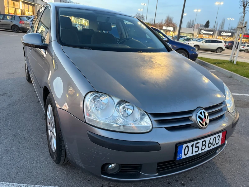 VW Golf 1.6 GAZ, снимка 5 - Автомобили и джипове - 52818660