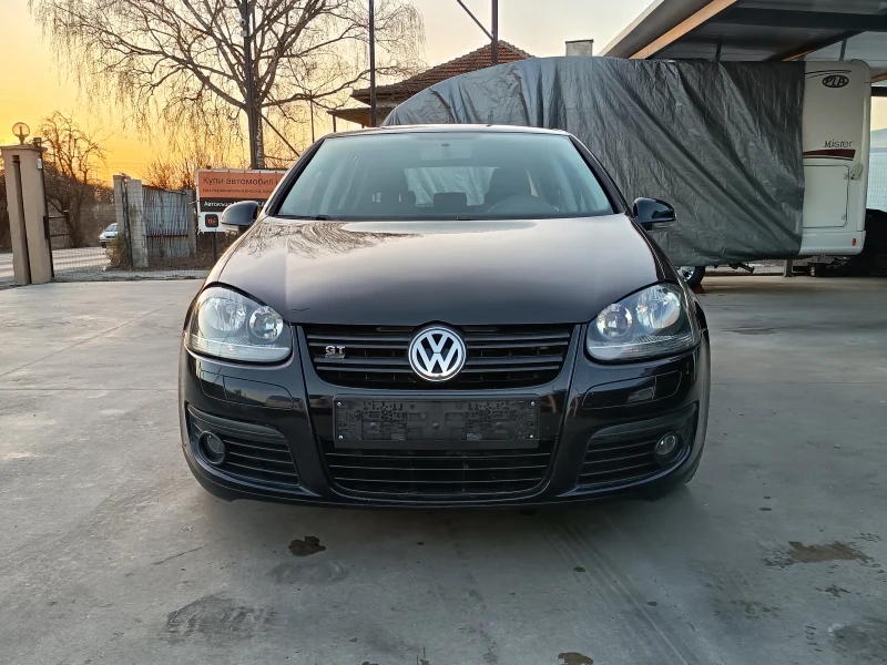 VW Golf 1.9tdi GT, снимка 14 - Автомобили и джипове - 53168258