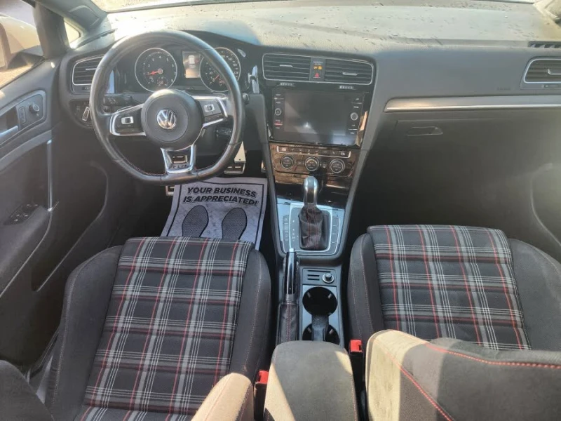 VW Golf GTI* АвтоКредит* (Цена до БГ) , снимка 15 - Автомобили и джипове - 53587422