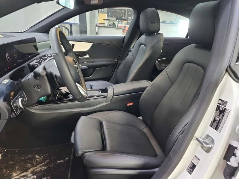 Mercedes-Benz CLA 250 * ПОДГРЕВ / ШИБИДАХ * ОТ ПРЕДСТАВИТЕЛСТВО, снимка 7 - Автомобили и джипове - 53593826