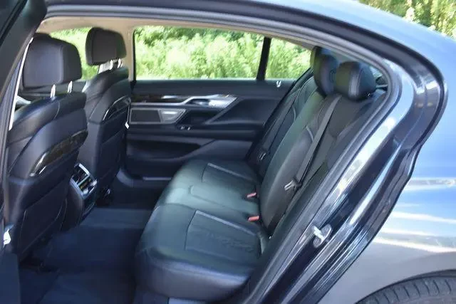 BMW 750 i | Mobile.bg � ����������� 10