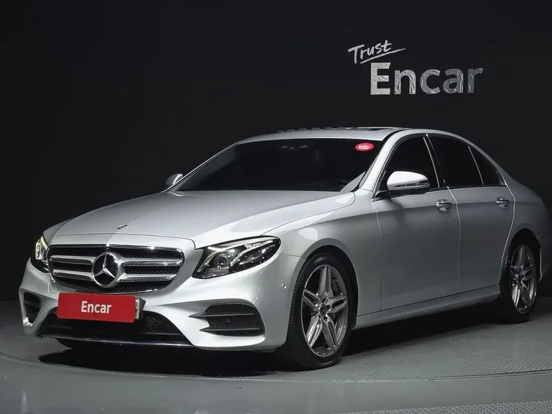Mercedes-Benz E 300 Amg Line
