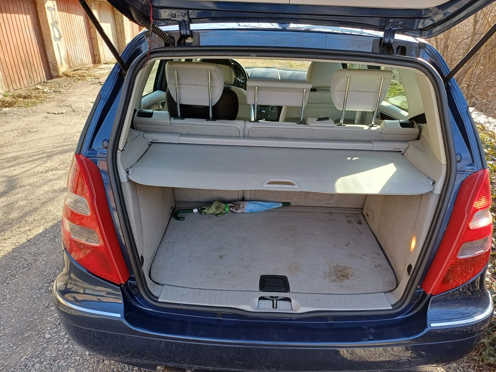 Mercedes-Benz A 180  - изображение 7