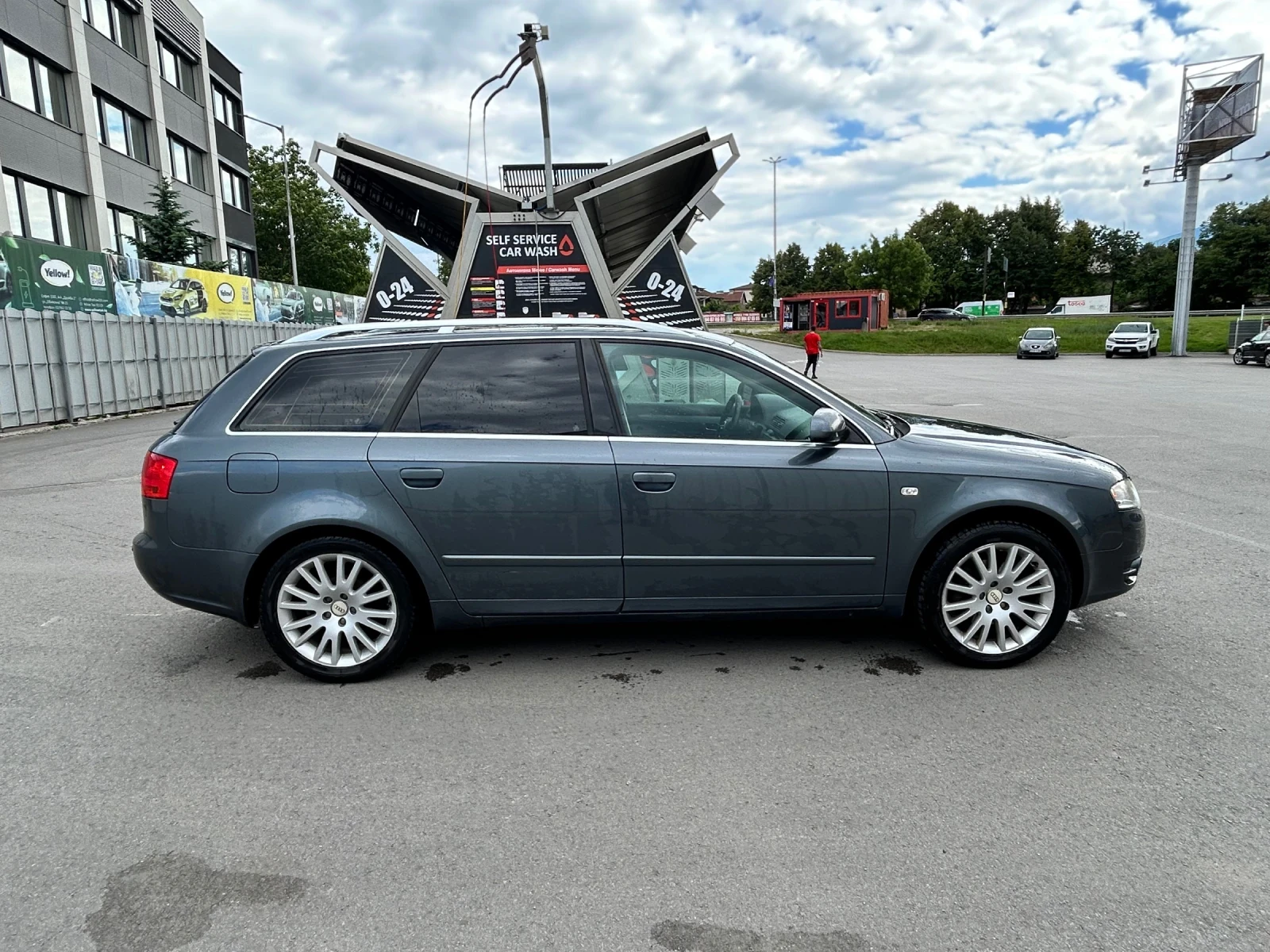 Audi A4 B7 - изображение 4