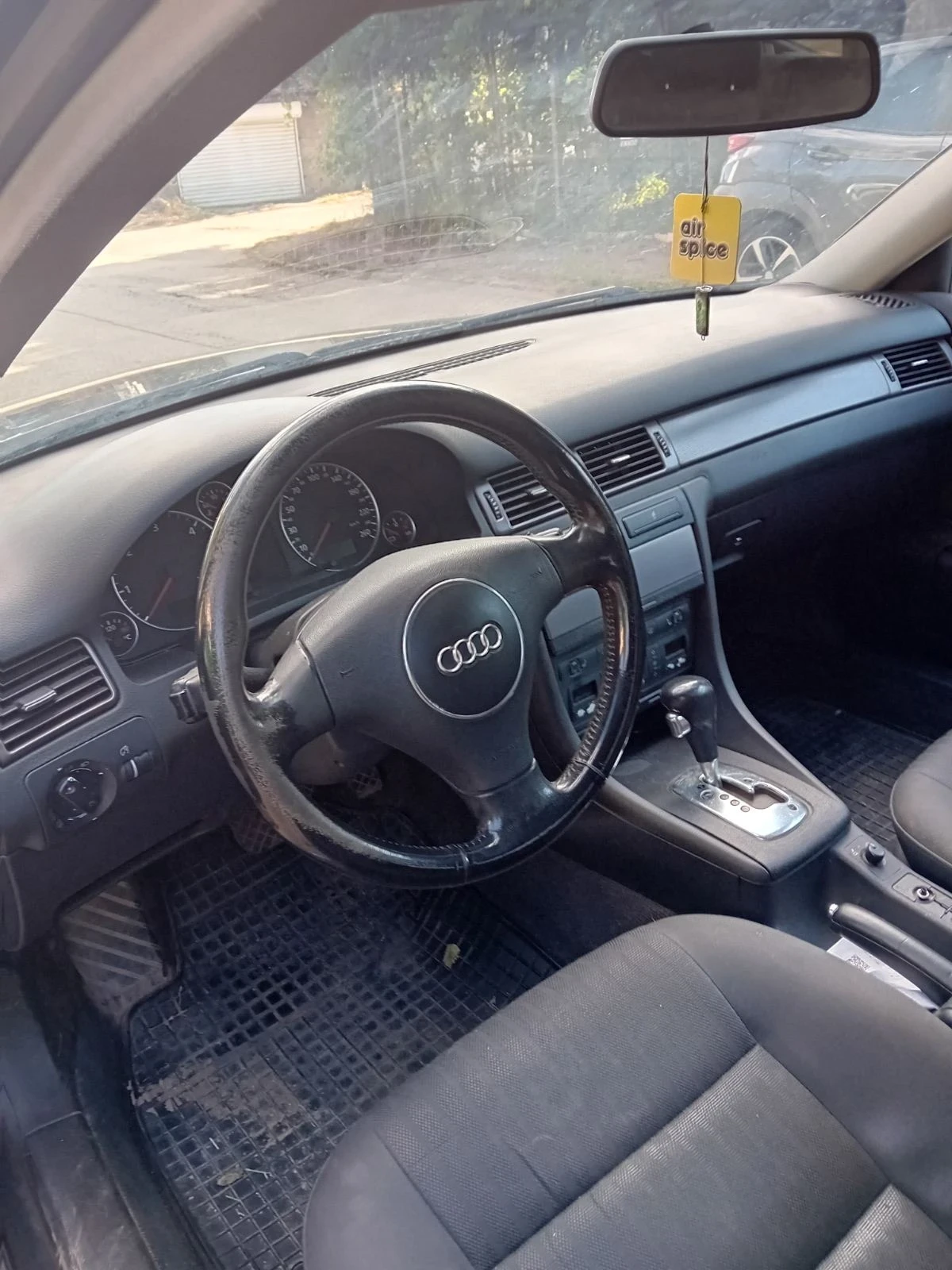 Audi A6 1.9 TDI - изображение 6