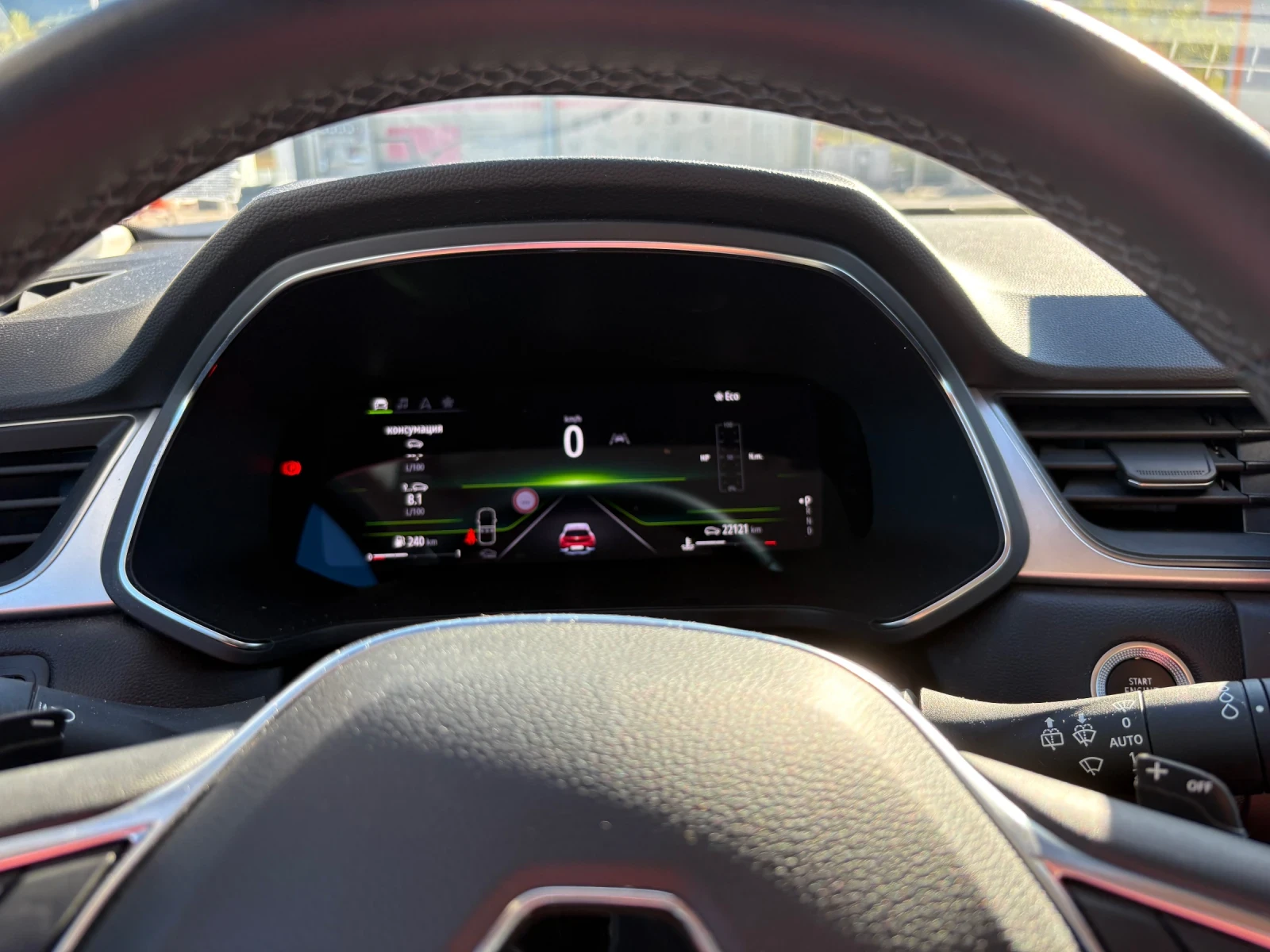 Renault Captur Mild Hybrid 140 - изображение 8