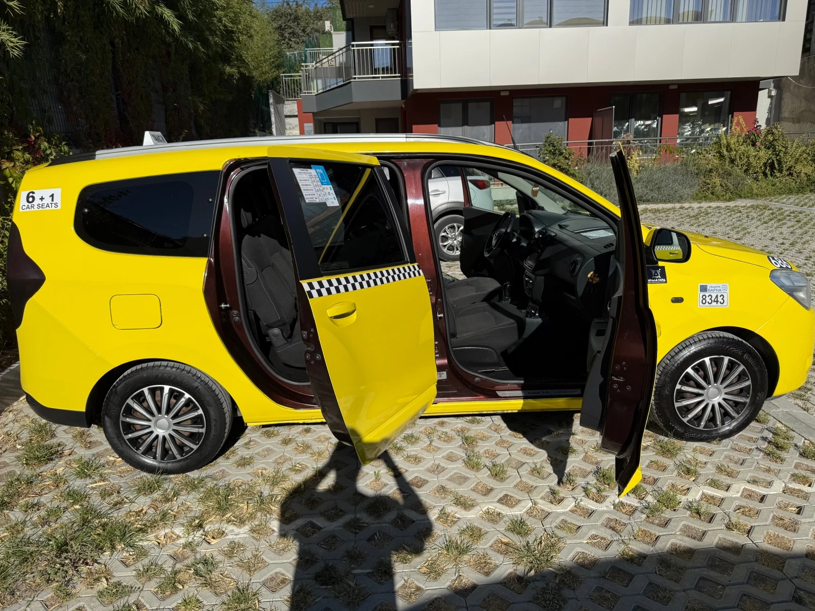 Dacia Lodgy 1.6 газ 6+ 1 - изображение 4