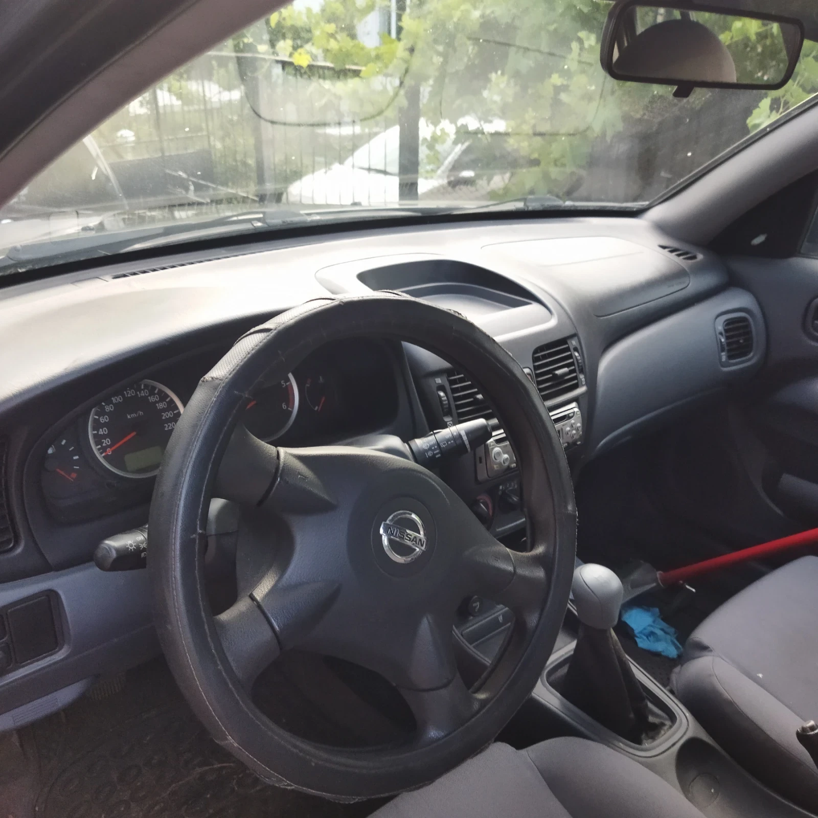 Nissan Almera 1500 - изображение 7