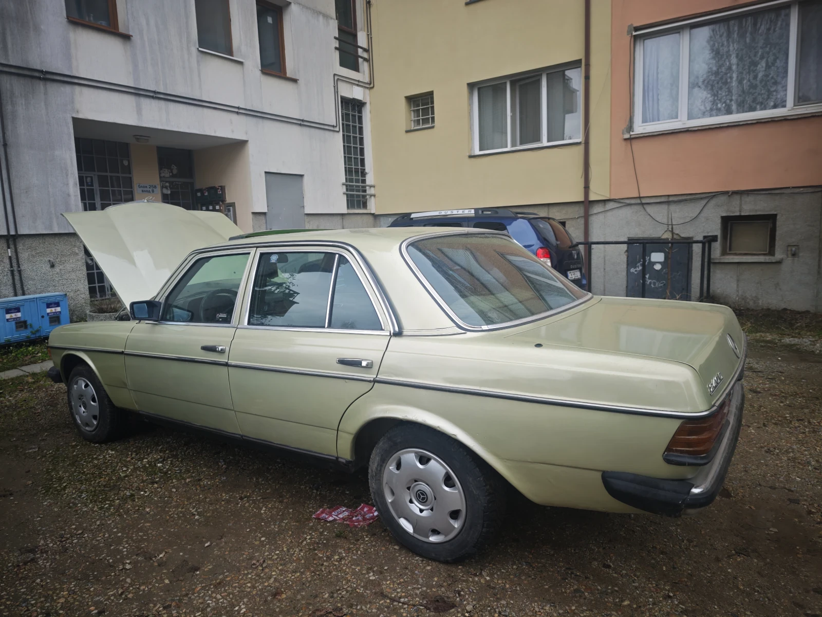 Mercedes-Benz 123 240D | Mobile.bg   2