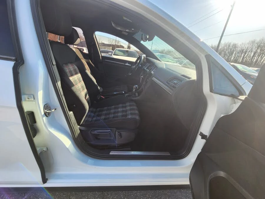 VW Golf GTI* ����������* (���� �� ��)  | Mobile.bg � ����������� 17