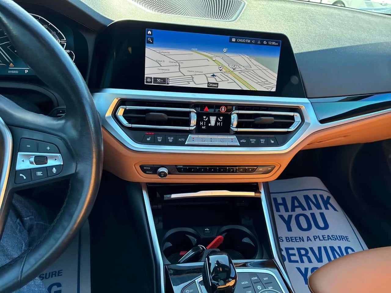 BMW 330 * e xDrive * CARFAX * ПАНОРАМА * KEYLESS * ПОДГРЕВ, снимка 9 - Автомобили и джипове - 53716983