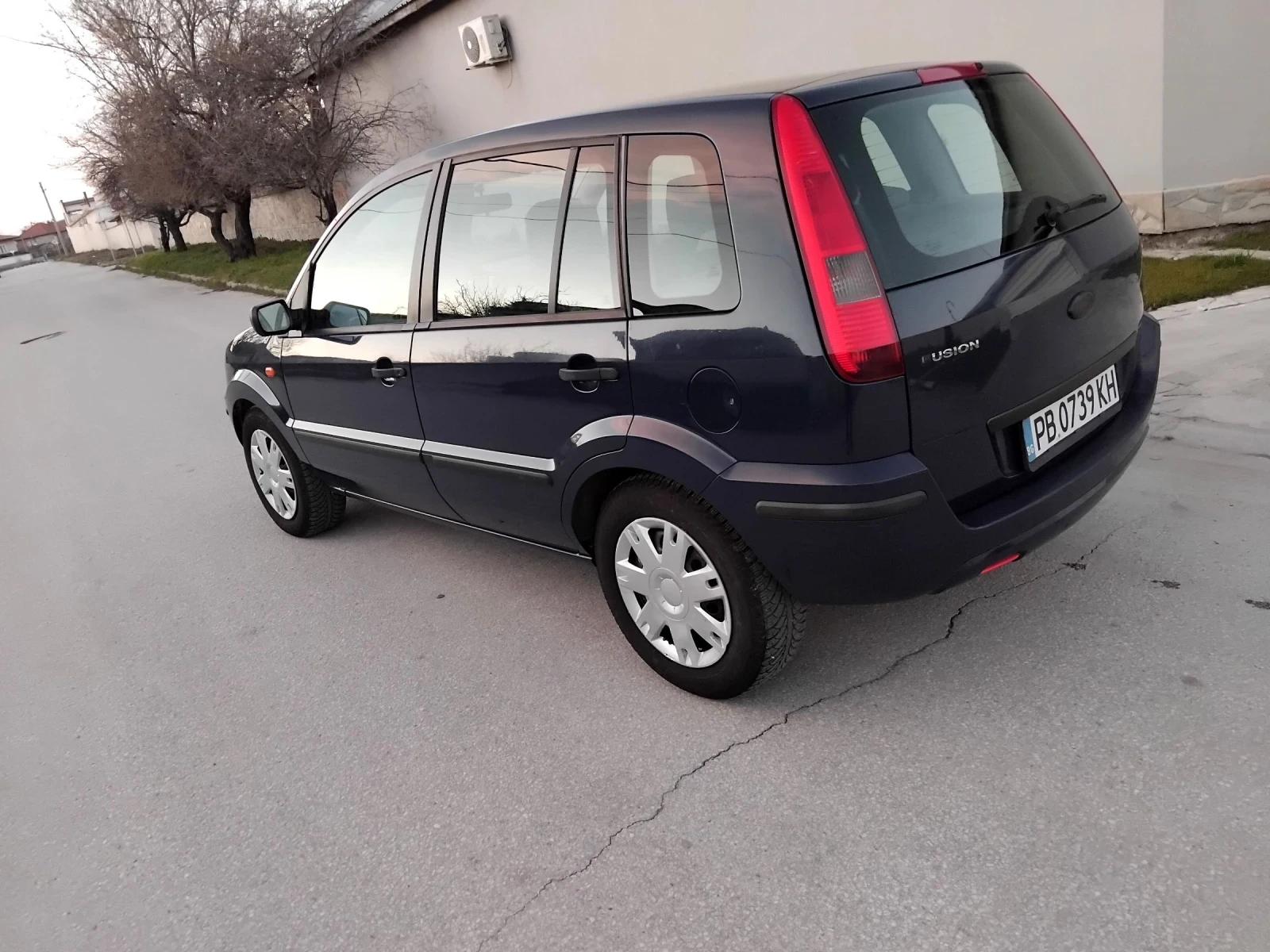 Ford Fusion 1.4i.80k + КЛИМА. БЕНЗИН. , снимка 8 - Автомобили и джипове - 53786638