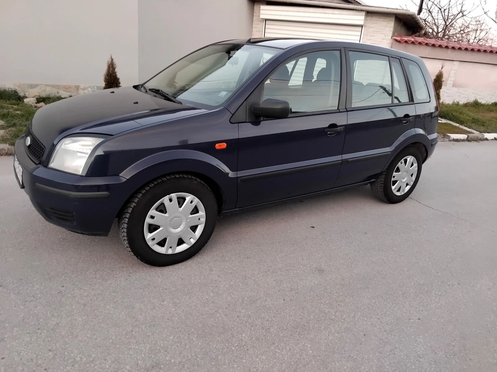 Ford Fusion 1.4i.80k + КЛИМА. БЕНЗИН. , снимка 3 - Автомобили и джипове - 53786638