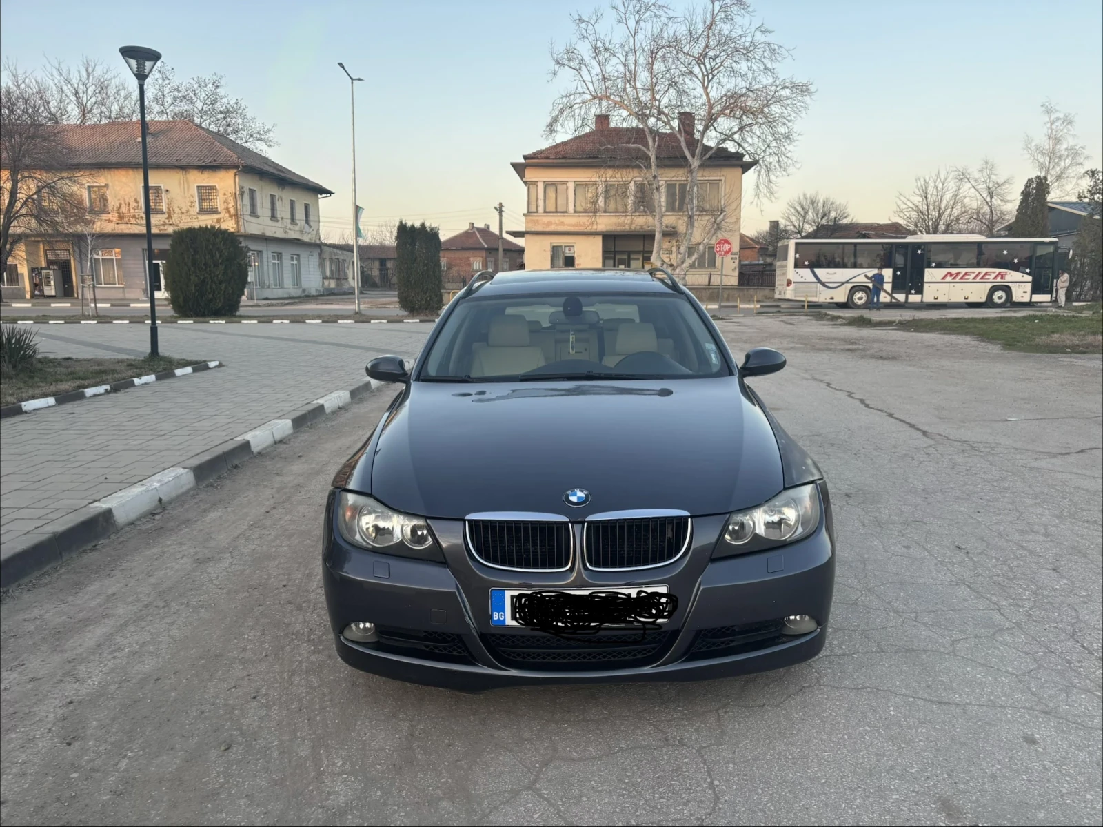 BMW 320