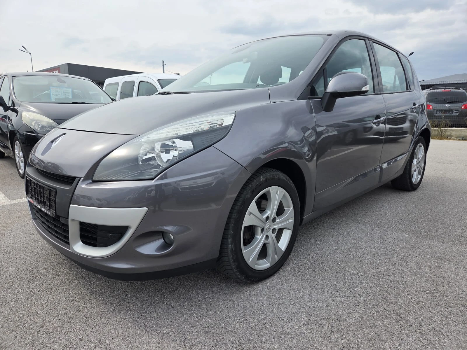 Renault Scenic 1.5 dci  | Auto.bg — изображение 1