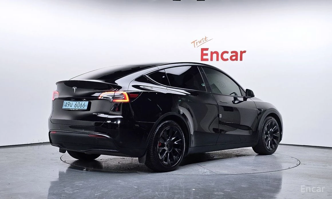 Tesla Model Y Long Range AWD* PANORAMA* , снимка 4 - Автомобили и джипове - 53996932