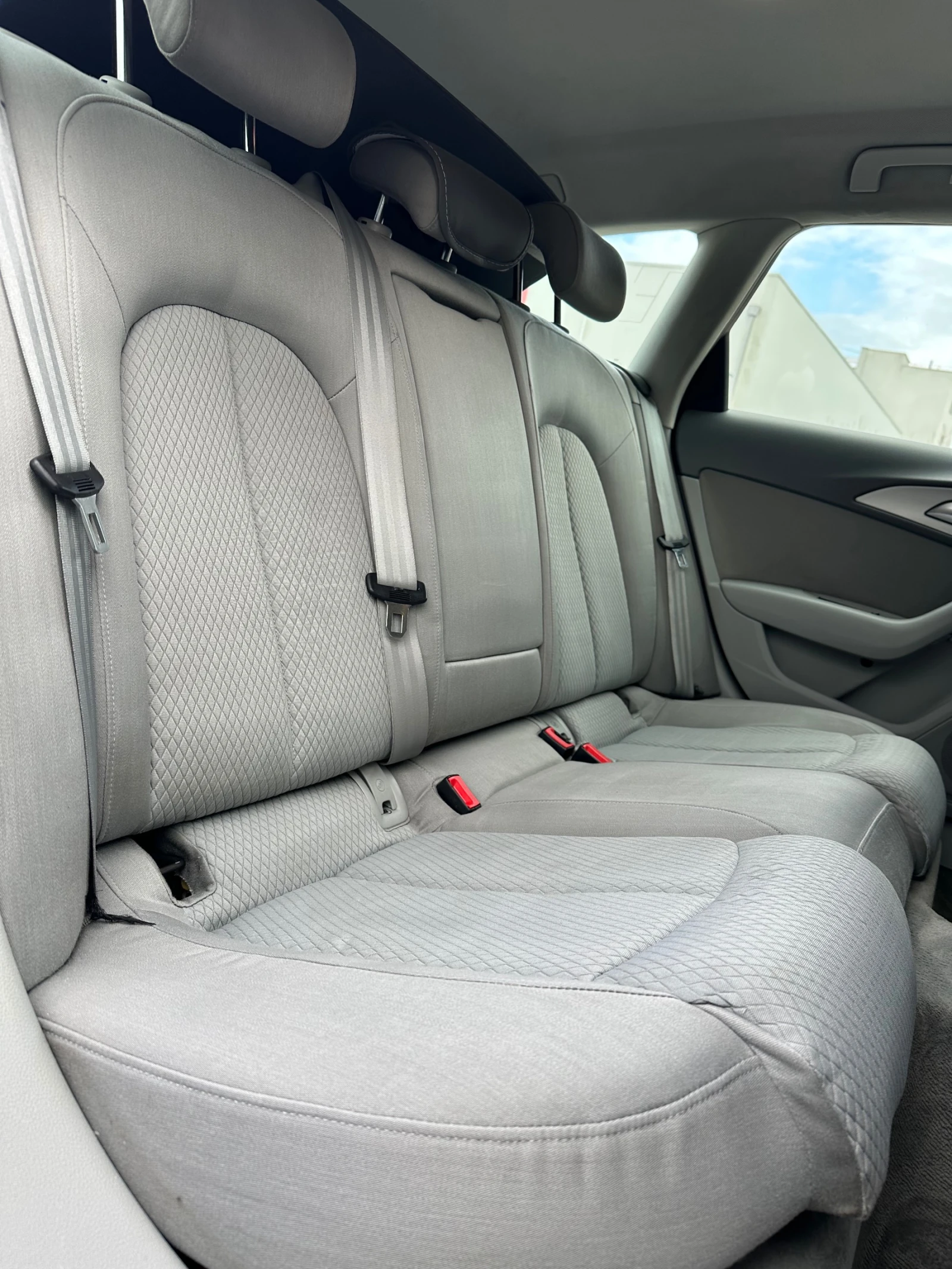 Audi A6 2.0 TDI , снимка 14 - Автомобили и джипове - 54041737